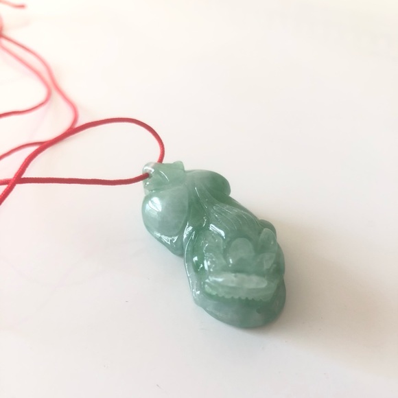 💖 Unique Pixiu Jade Necklace - Picture 6 of 7